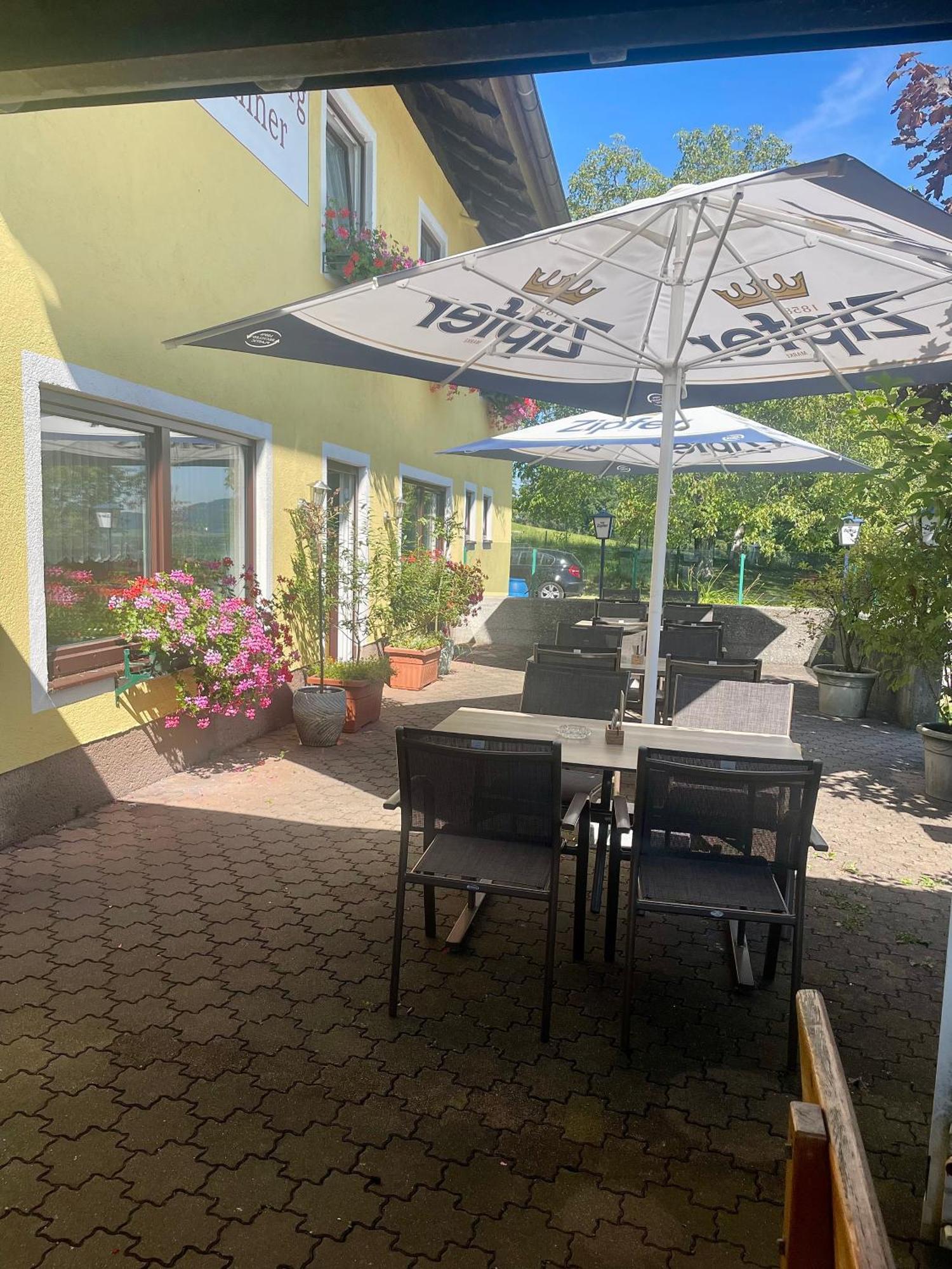 Gasthaus Eggerberg Neumarkt am Wallersee Exterior foto